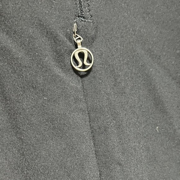 Lululemon Define Jacket - Black - Size 6 - Full Zip - Picture 3 of 11